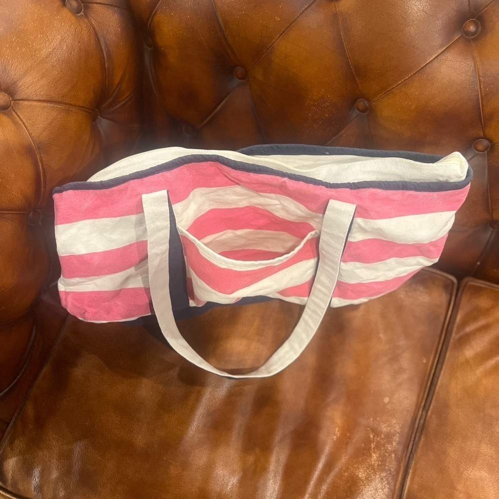 The Royal Standard Collection beach bag in GUC - Picture 5 of 7